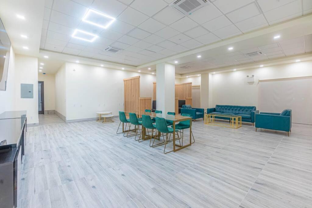 Free Parking 40 Off 2Bdr Prudendtial Center Apartment Нюарк Екстериор снимка